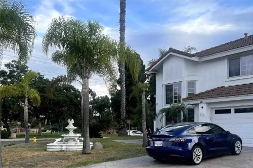Family-sized home w/Pool & Direct Access to Park