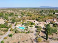 Gîte l'Escoussou 120m², 4 Bedrooms, Nature, Charm, Heated Pool, South Ardèche Hotels in Joyeuse