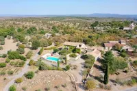 Gîte l'Escoussou 120m², 4 Bedrooms, Nature, Charm, Heated Pool, South Ardèche