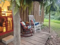 Delightful Cabin near a wildlife refuge, 6 miles to Carbondale Illinois.