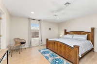2-min Walk to Beach, Private House with Pool