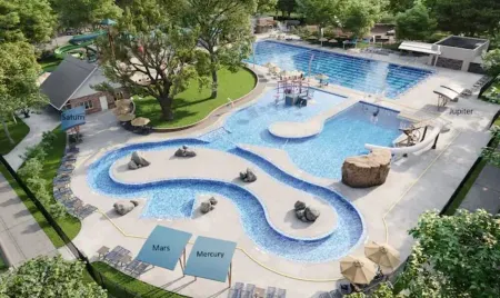 Luxury Dream Cottage - Hot Tub, 3 blocks from Pearl Street, and 5 outdoor patios