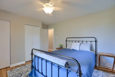 The Safe Harbor House / Country View / 3 Bed / 1 Bath