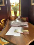 Nationally Registered Usonian Cottage at Lynn Hall by FLW's Fallingwater Builder