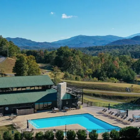 TOWNSEND SUNRISE DREAM Pavilion, Hot Tub, Arcade Games, Theater Room, Bunk Room!