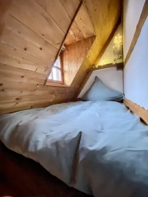 My mini house | 2 rooms | Smart TV | Stone & wood