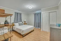 The Esben-ordered, musical, beautiful 1/1apartment with zero cleaning fees