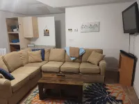 Country setting only 10 minutes to  Downtown.