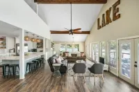 Relax on the Island! Chef's Kitchen, Dreamy Views! Maui Mat/ Kayak/Sup! Sleep 12