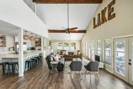 Vacay on the Island! Chef's Kitchen, Dreamy Views! Maui Mat/ Kayak/Sup! Sleep 12 Отели в г. Мерчисон