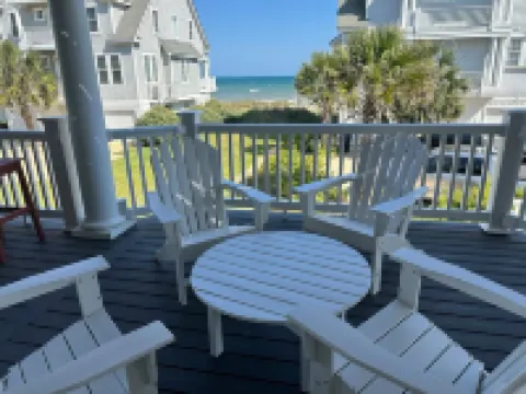 New 6 Bedroom, 6.5 Bathroom Oceanfront Home in Ocean Ridge w. Hot Tub