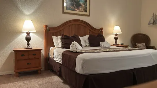 Great condo, family vacation 15 minutes from Disney