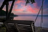 Lake front, hot tub, kayak, paddle board, Dogs, Mount Desert Island, Bar Harbor!