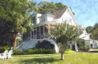 Twin Palms Cottage - 4-Star