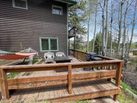 LongView- For Families/Friends! Sleeps 12! Отели рядом с достопримечательностью «оз. Спраг»