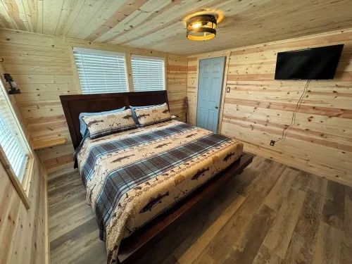 River Cabin in Woodsboro