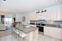 Desoto unit 302, Luxury 3 Bedroom with Amazing Ocean View