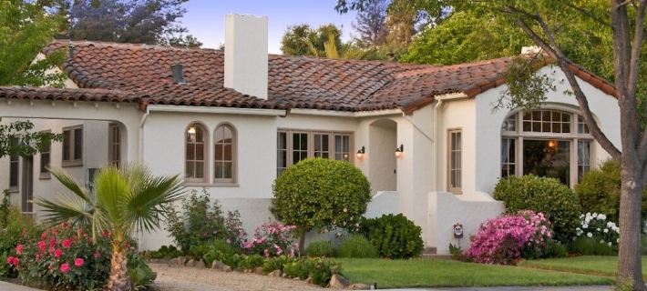 F.J. Massa House ~ Walk to Downtown Napa ~ Bocce Court Hotel a Napa