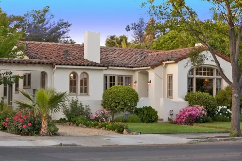 F.J. Massa House ~ Walk to Downtown Napa ~ Bocce Court - キッチン