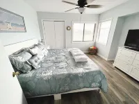 Top Floor Carolina Beach Condo ☀ Private Beach Access ☀ Oceanfront Pool