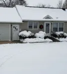 Viola Suites Apt 2 // 2 BR, Pet Friendly, Economical, Lg Yard, Near Mayo!