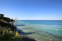 Luxury 7BR multifamily on Lake Michigan, Pool & Spa, New Kitchen and Mudroom!