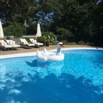 Idyllic Mystic Estate ~ Private Lovely Pool ~ Beautiful Landscaping! Hotel a 