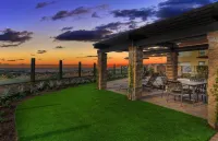 Panoramic Ocean View-No Stairs-King Bed-Walkin shower, 24hr Manned Sec. Gates