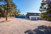 Modern Apt. w/ Grill, MTN Views Near Dwtn Basalt, Whole Foods, 25 min. to Aspen!