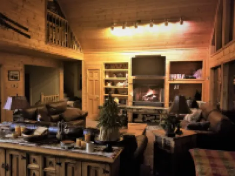 Ski In/Out cabin with best panoramic views in Brian Head. Pets Welcome! Hotels in Brian Head