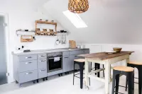 Ferienwohnung Lindau mit Seeblick und Alpenblick, Ruhig Gelegen mit Terrasse Hotels in Lindau