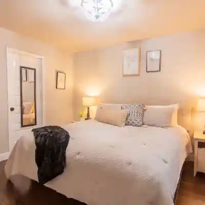 Home near Calistoga w/ heated pool & hot tub Rooms