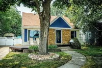 4-bedroom vacation home 8 minutes to Downtown Market