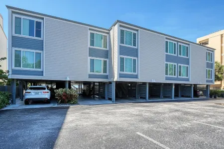 WELCOME! Your Luxury Beachfront Townhome Awaits!