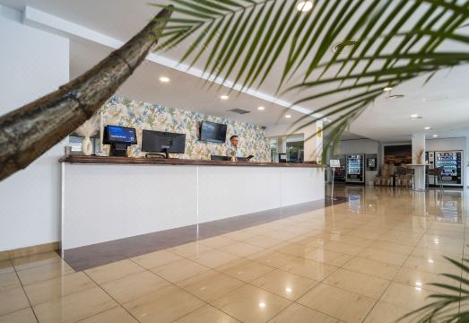 호텔 아믹 오리손테