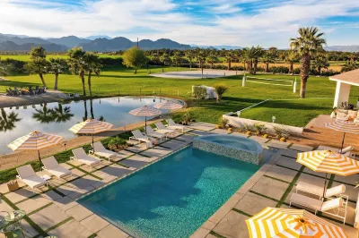 Buena Vista by Avantstay Massive Outdoor Oasis w/ Pool, Spa & Firepit! Các khách sạn gần Thermal Airport