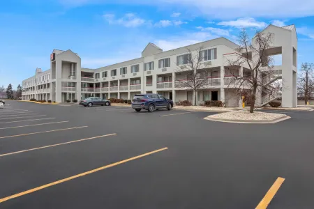 Econo Lodge Отели в г. Берр Ридж