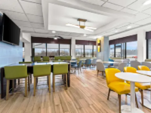 埃文斯維爾機場舒適酒店 埃文斯維爾酒店