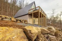 A-Frame Cabin /w Incredible Mountain & Sunset Views! Hang Gliders fly overhead