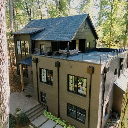 Buckhead Black House Spacious 5 Bedroom Mansion with Heated Pool - Lenox Atlanta