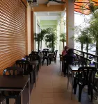Hotel Reko Inn فنادق في كاجانج