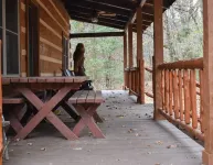 Mountain Fork River Cabin on 34 Acres 1 hr to Broken Bow and near UTV/ATV trails - 2 stjerner