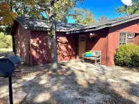 2 KING Beds Cabin #61 on Mount Magazine