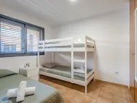 Vista oceano y piscinas Paraiso
