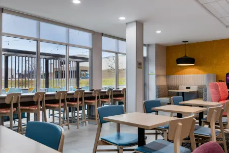 Home2 Suites by Hilton Troy Отели рядом с достопримечательностью «Трой Паркс энд Рекреэйшен»