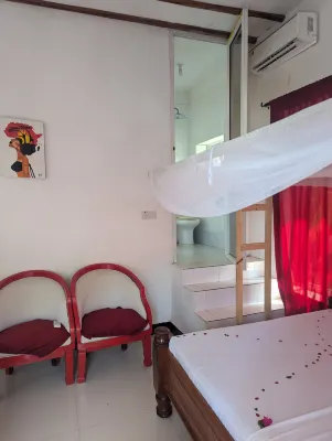 This House Holds a Very Special Place in my Heart, Welcome to my Heart, Karibun Hotel di 