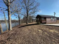 Cozy 102 Cabin 1 bdrm on Smith Lake Located beside Smith Lake Park Boat Ramp
