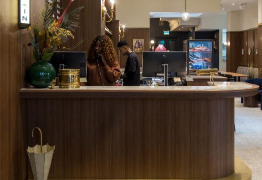 호텔 빅토리아 토론토