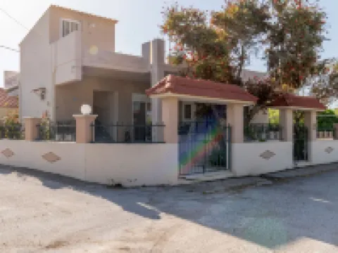 Mike's House in Kremasti Near the Beach Rhodes Hoteles en Kremasti