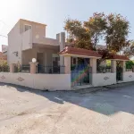 Mike's House in Kremasti Near the Beach Rhodes